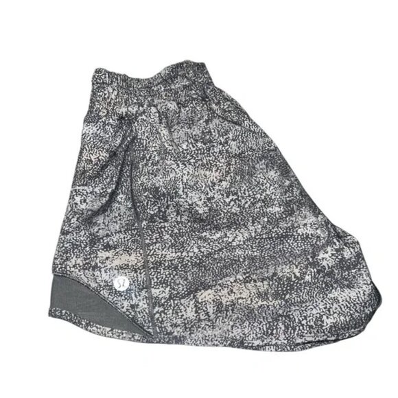 LULULEMON Hotty Hot Short II *2.5" Frozen Vista Alpine White Multi / Arctic Grey - Picture 4 of 8
